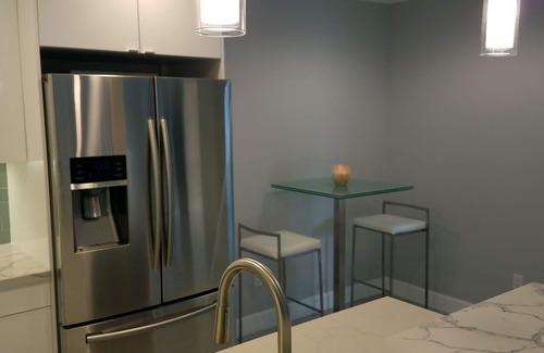 San Marcos Condo | Ultra Modern 1 Bedroom Condo