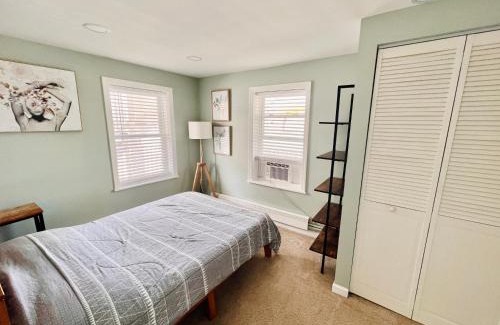 Cape May - Wildwood Apartment | Ultra Modern - Entire 3 Bedroom Apartment - 5 min walk to the Beach