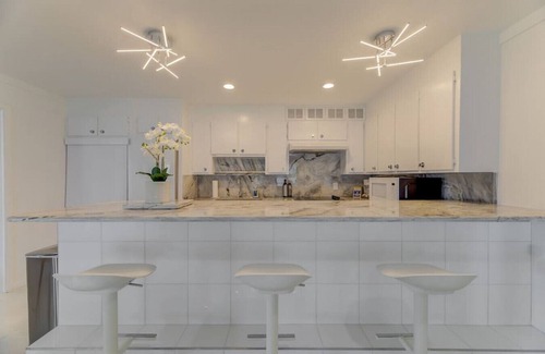 Gilbert House | Ultra Modern Lake Murray Villa | Magnificent Views