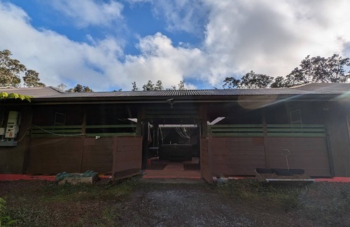 Volcano Apartment | Ulu Retreat, Ulu Hideaway at Lotus on Jade - Tranquil forest room + Spa