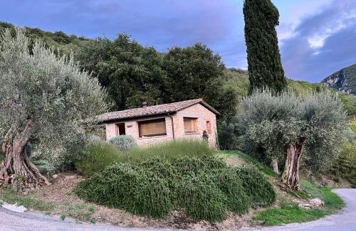 San Giovanni del Pantano House | Umbrian cottage retreat