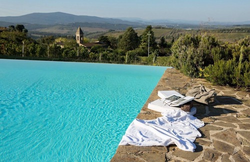 Lilliano Villa | Umiliati In Castellina in Chianti, Tuscany