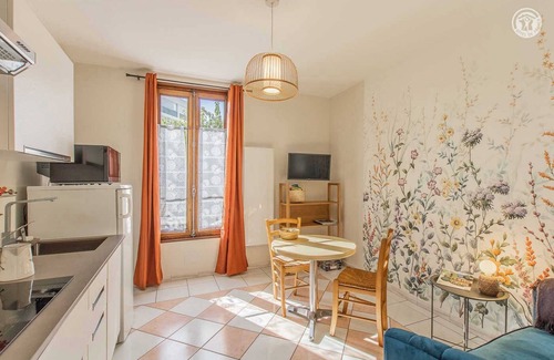 Chalon-sur-Saone Apartment | Un Air de Campagne à la Ville