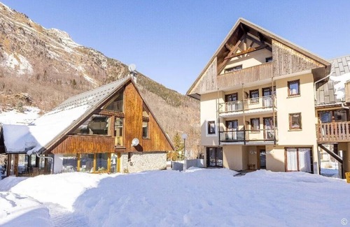 Saint-Colomban-des-Villards House | Unwind in Mountain Bliss: Apartments near Ski Lift & Vanoise National Park