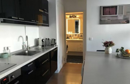 Combat Apartment | Un nid à Paris/60m2 - 3 rooms