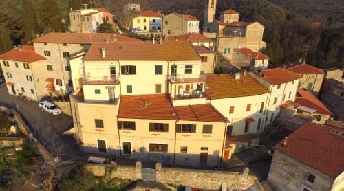 Santa Luce Apartment | Una Finestra sul Silenzio Monolocale