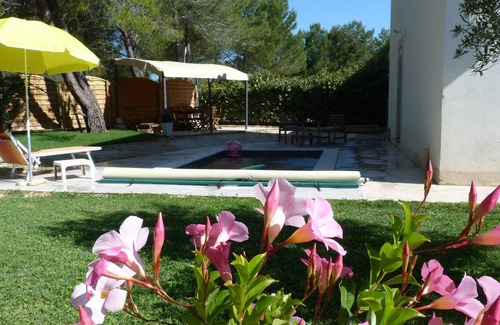 Lambesc House | Under the pergola - Lambesc