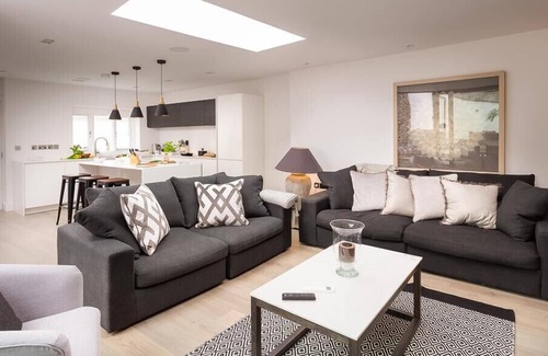 Grasmere Cottage | UNDERHOWE, family friendly, with open fire in Grasmere