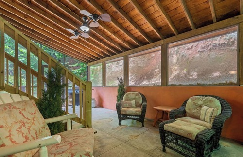 Foxfire Estates Cabin | Underlook Cabin - Bubbly hot tub plus woodsy comfort!