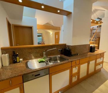Liefering Apartment | undertheroof at