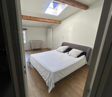 Macon Bed & Breakfast | Une chambre double ou une suite parentale dans appartement cosy-chic