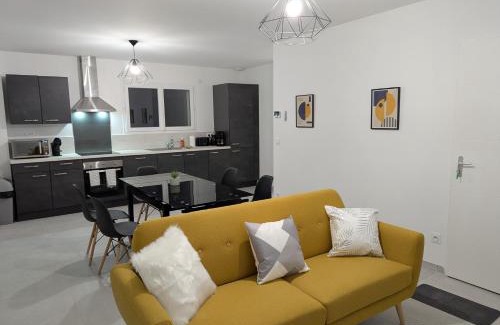Marnaz House | Une Villa En Montagne
