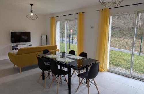 Marnaz House | Une Villa En Montagne