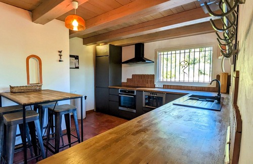 La Motte House | Une Villa Provençale Avec Piscine, Terrasses et Patio à 25 Minutes de la mer