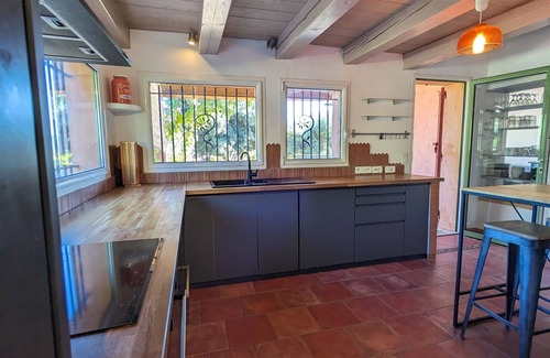 La Motte House | Une Villa Provençale Avec Piscine, Terrasses et Patio à 25 Minutes de la mer