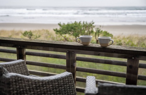 Rockaway Beach Condo | Unforgettable Oceanfront View! Steps to the Sand! Rockaway 2BR Condo! Beachfront