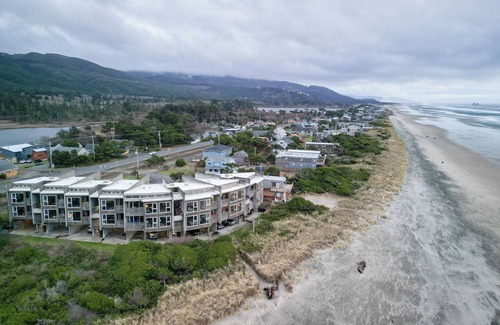 Rockaway Beach Condo | Unforgettable Oceanfront View! Steps to the Sand! Rockaway 2BR Condo! Beachfront