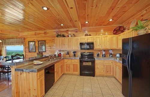 Sevierville Cabin | Unforgettable View for a Perfect Getaway! Come make Memories!