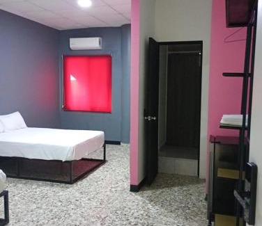 Monterrey Centro Apartment | Unidades Privadas con AC-TV-WiFi y Estacionamiento en Centro de MTY