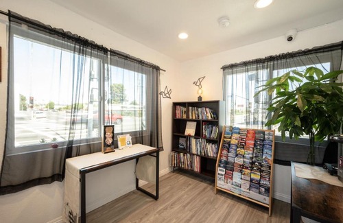 Harbor Hotel | Unik Motel
