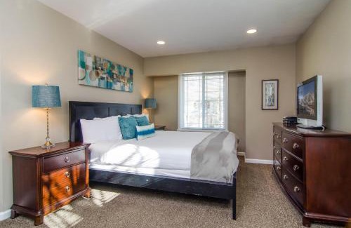 Midvale House | Union Cove in Salt Lake with Secluded Privacy
