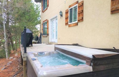 Midvale House | Union Pines in Salt Lake with Hot Tub and Deck