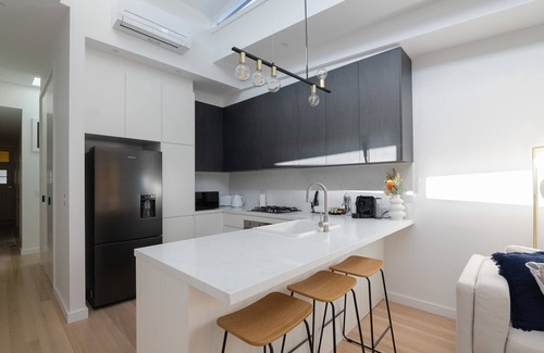 Newtown House | Unionelle a Luxe Newtown Terrace