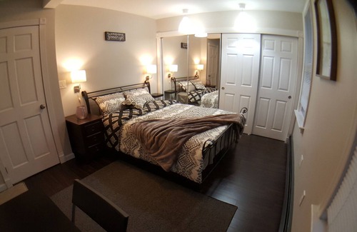 Historic Downtown Apartment | *UniQ-3Bdrm*.In HearT of DnTwn Jersey City!*5m-to-NY/Lower-Manh*20m-Mdtn!