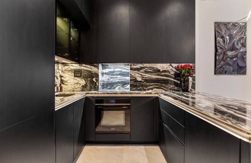 Warwick Apartment | Unique 1 Bedroom Luxury Haven In Central London