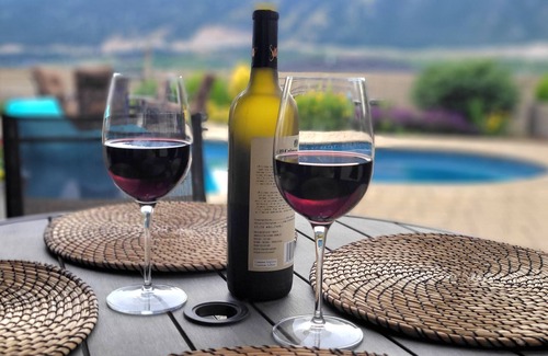Central Okanagan Apartment | Unique 3-bedroom suite in fantastic wine country near golf, pool, hot tub, view!