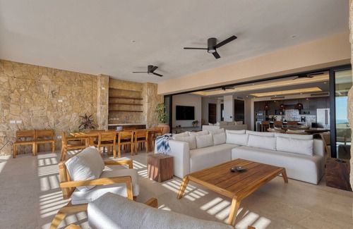 Sunset Beach Condo | Unique 8 BR Residence in Alvar at Quivira