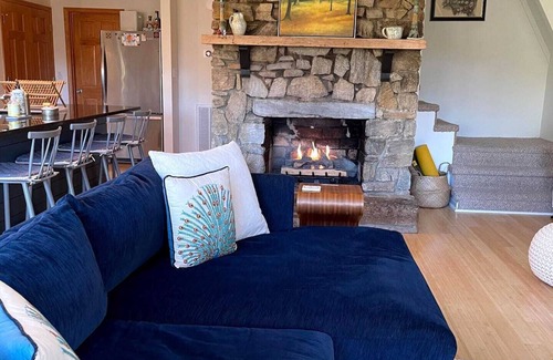 Vilas House | Unique A-Frame Cabin near Boone! Sleeps 6, Hot Tub, large deck