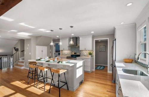 Centerville House | Unique A Frame Short Drive to Beach