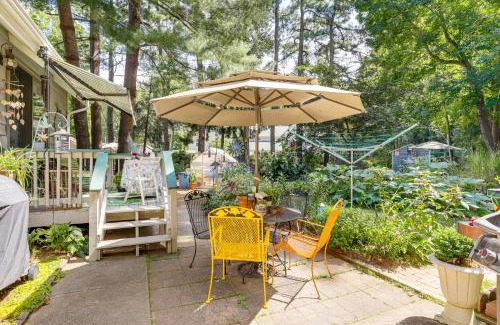 Lewes Apartment | Unique and Artistic Retreat Near Rehoboth Beach!