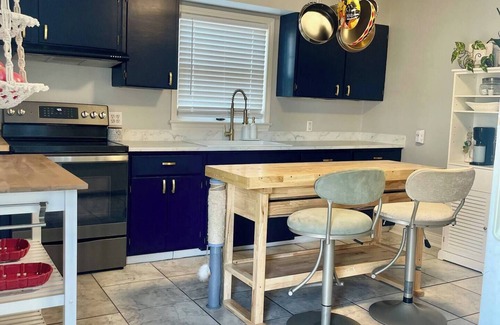 Wilder Park Condo | Unique and Spacious Derby, UofL & Expo Flat