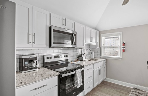 North End Condo | Unique Bohemian Apartment less than 5-Minute Walk to Beach, Sleeps up to 6!