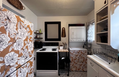 Broadmoor Cottage | Unique Cheyenne Canyon Casita near Broadmoor Hotel