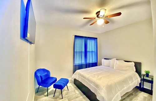 St. Louis Apartment | Unique & Comfort 3BR Apt In South City!