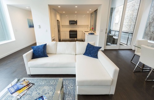 Over-the-Rhine Apartment | Unique, contemporary 1,600ft2 2BR/2.5BA apt - OTR