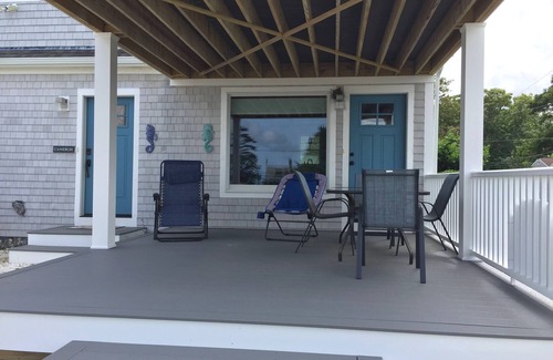 Plymouth Cottage | Unique cottage on Cape Cod Bay