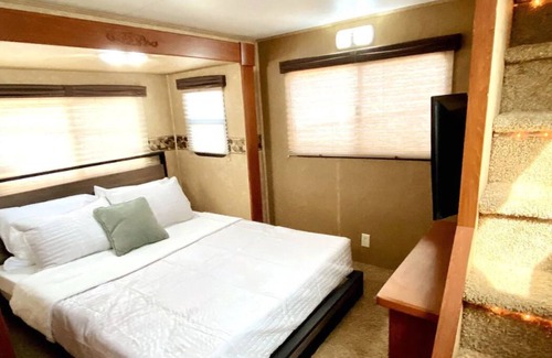 Brighton House | Unique & cozy place N. of Denver 420/pet friendly