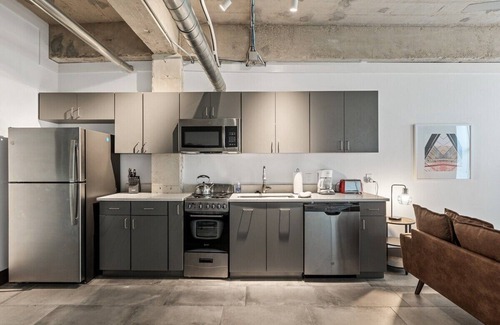 Cedars Apartment | Unique Dallas Loft Apartment