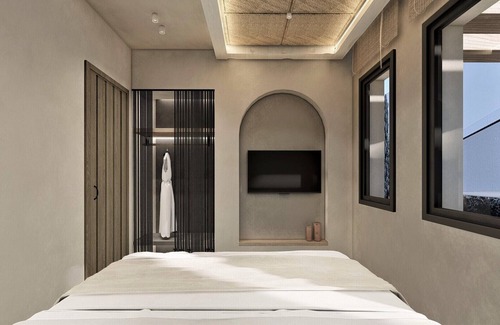 Agios Nikolaos Town House | Unique Design Suite with Breakfast - next to the Beach - Adults Only