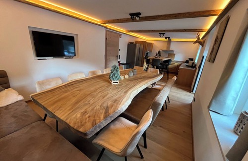 Kitzbuehel Ski Chalet | Unique, detached chalet with sauna in central location
