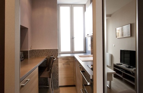 Nuits-Saint-Georges Apartment | Unique: dormez dans une cave voûtée!