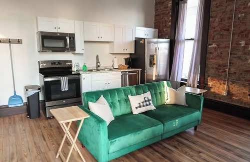 Bowling Green Apartment | Unique, Historical Condo Near WKU Campus