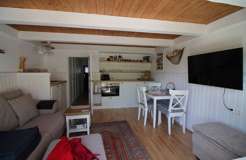 Putgarten House | Unique idyllic holiday home under thatch on the Baltic Sea at Cape Arkona