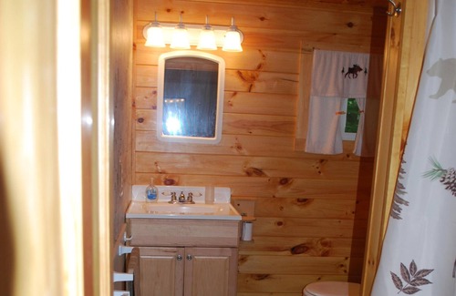 Lake Arrowhead Cottage | *** Unique Lakefront Cottage In A Private Setting - Maine At Its BEST! ***