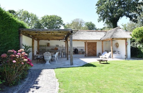 Bergen Villa | Unique luxury villa on the edge of the Bergerbos with sauna