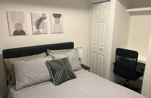 Bowmanville House | Unique Oasis